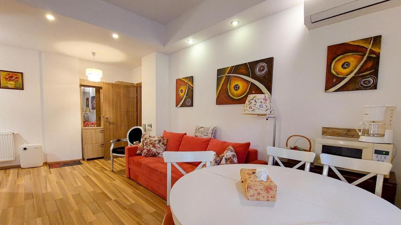 Fancy 1Bd Family Friendly In Historical Centre Apartment Bucureşti Ngoại thất bức ảnh