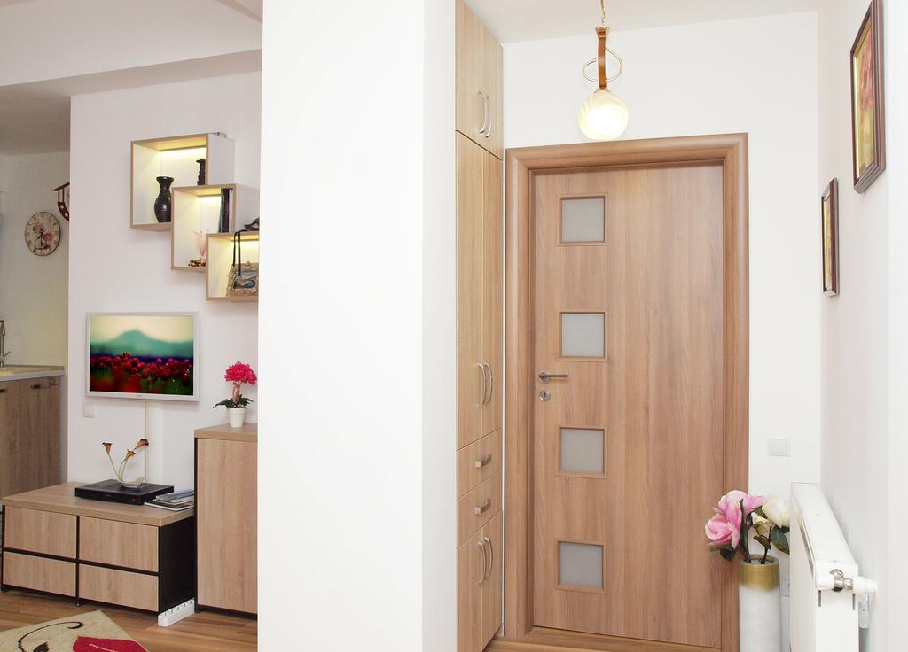 Fancy 1Bd Family Friendly In Historical Centre Apartment Bucureşti Ngoại thất bức ảnh
