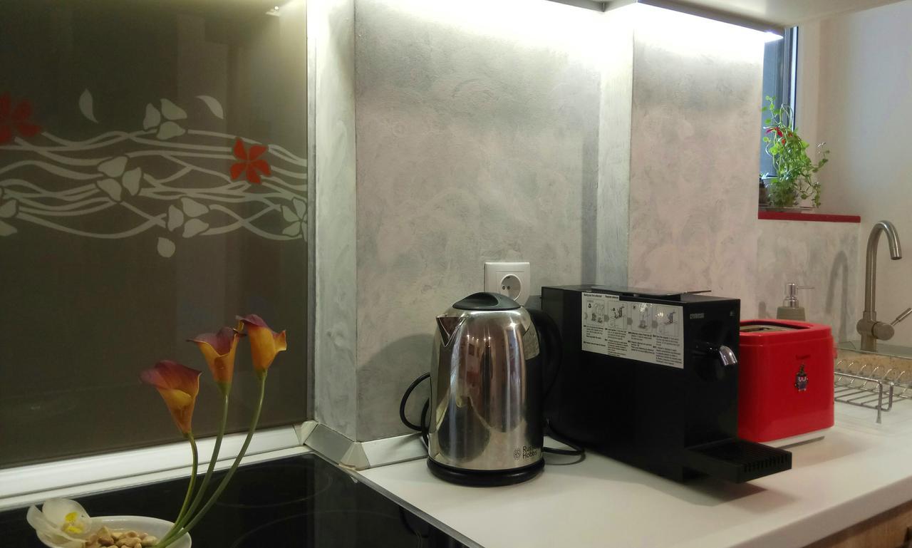 Fancy 1Bd Family Friendly In Historical Centre Apartment Bucureşti Ngoại thất bức ảnh